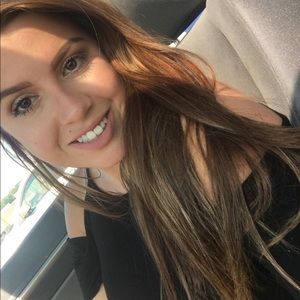 Meet your Posher, Mara